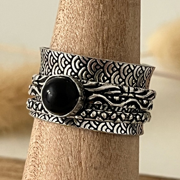 925 Sterling Silver Overlay Black Onyx Gemstone Spinner Band Ring Size 7.25 - Picture 7 of 7